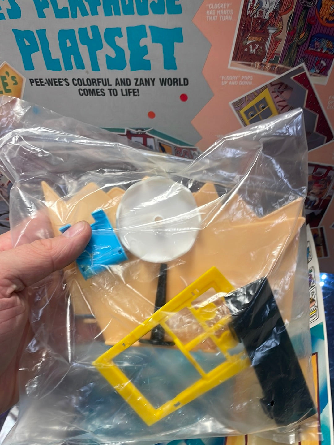 Pee Wee’s Playhouse (Matchbox, Vintage Pee Wee Herman) Unused Contents product image 14, provided for visual reference and