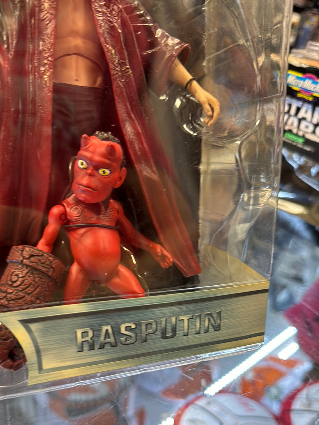 Rasputin with Hellboy (Mezco, HellBoy) product image 9, provided for visual reference and product detail review