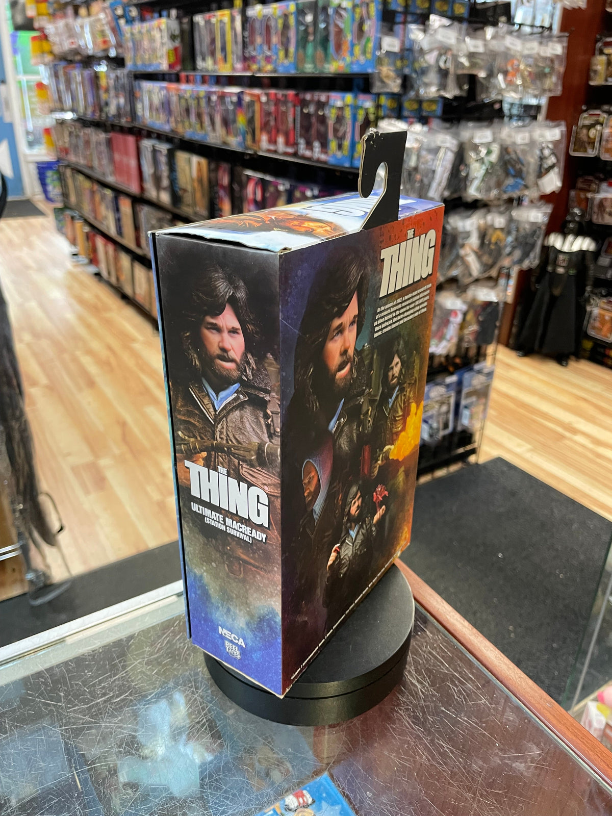 Station Survival Macready (The Thing, NECA) **SEALED** product image 4, provided for visual reference and product detail