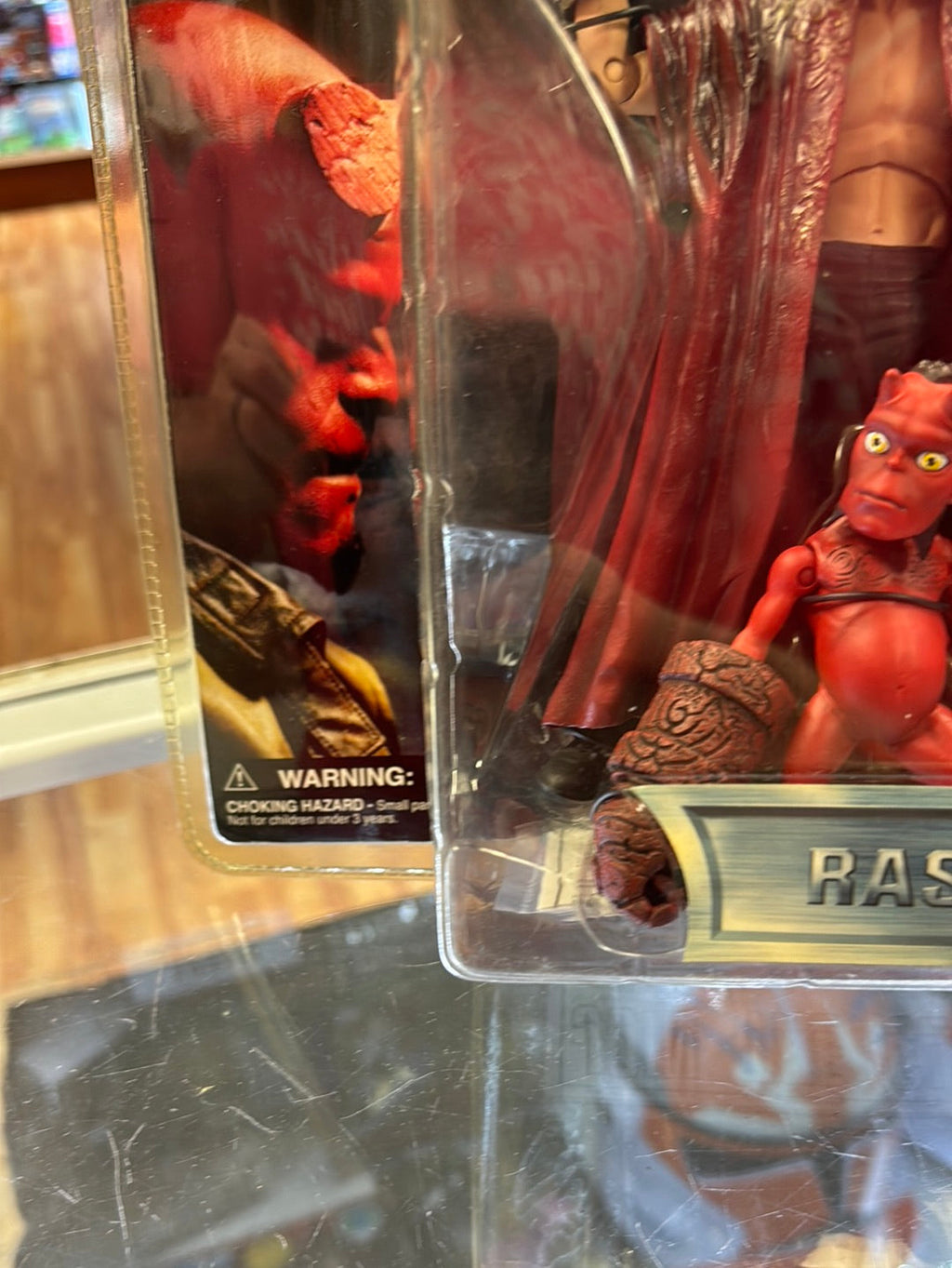 Rasputin with Hellboy (Mezco, HellBoy) product image 5, provided for visual reference and product detail review