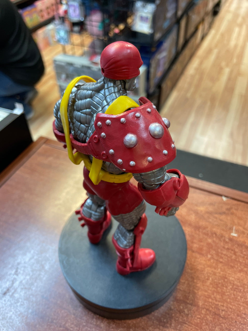 Colossus AOP -BAF- (Marvel Legends, Hasbro) **INCOMPLETE** product image 4, provided for visual reference and product detail