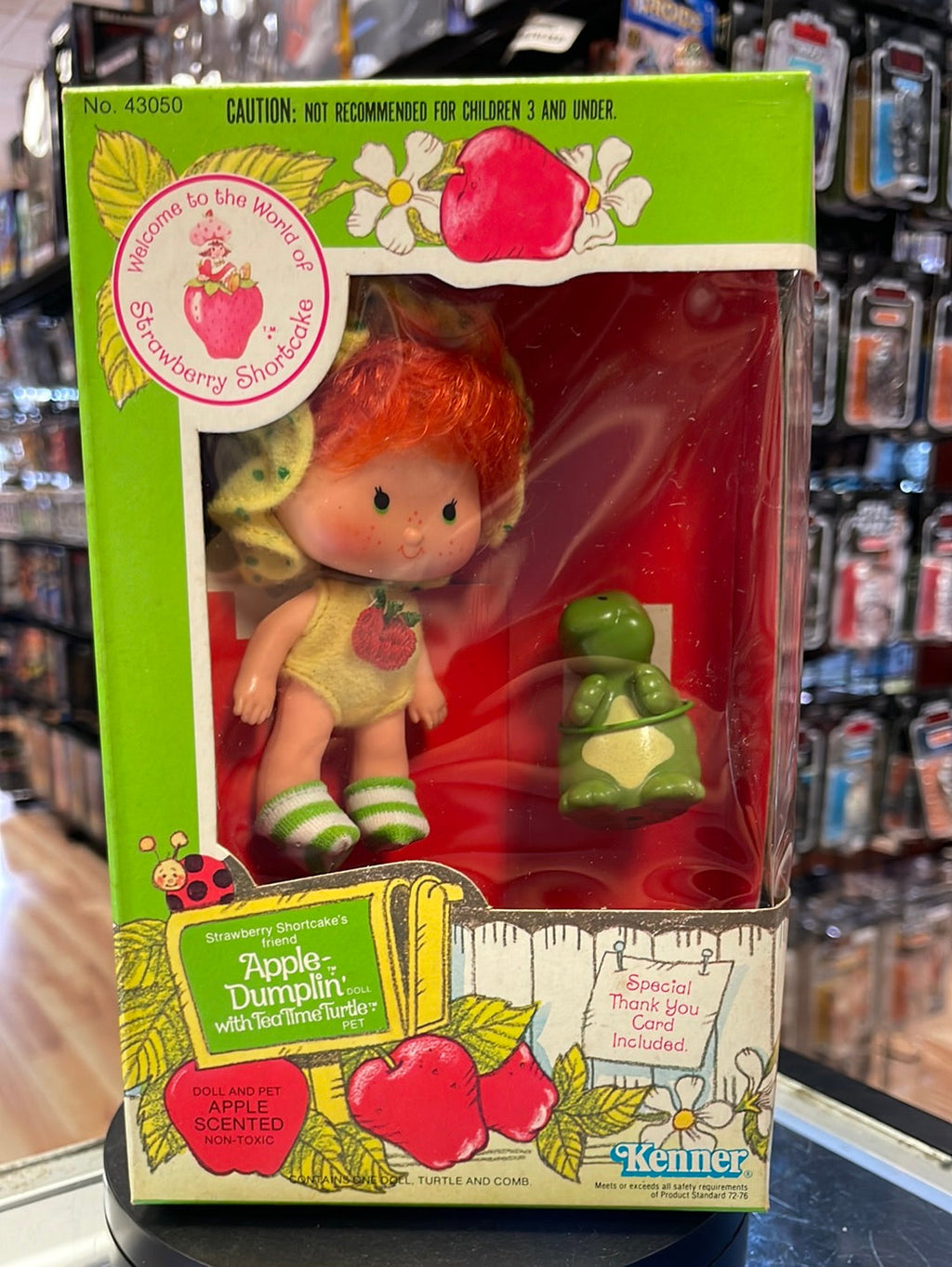 Apple Dumplin with Tea Time Turtle (Vintage Strawberry Shortcake, Kenner) Sealed product image 1, provided for visual