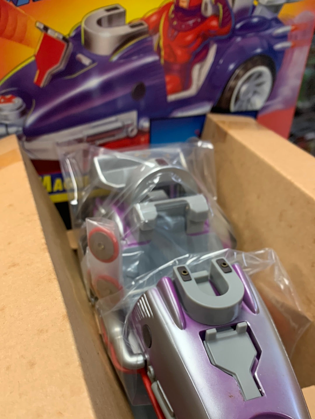 Magneto Magnetron (Uncanny X-Men, Toybiz) UNUSED product image 3, provided for visual reference and product detail review