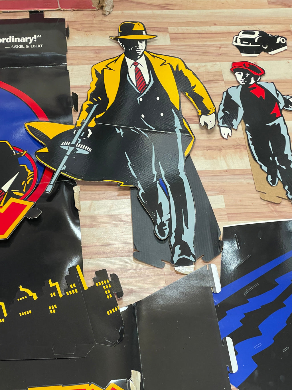 Dick Tracy VHS Movie Release Display (Vintage Disney, Dick Tracy) product image 4, provided for visual reference and product