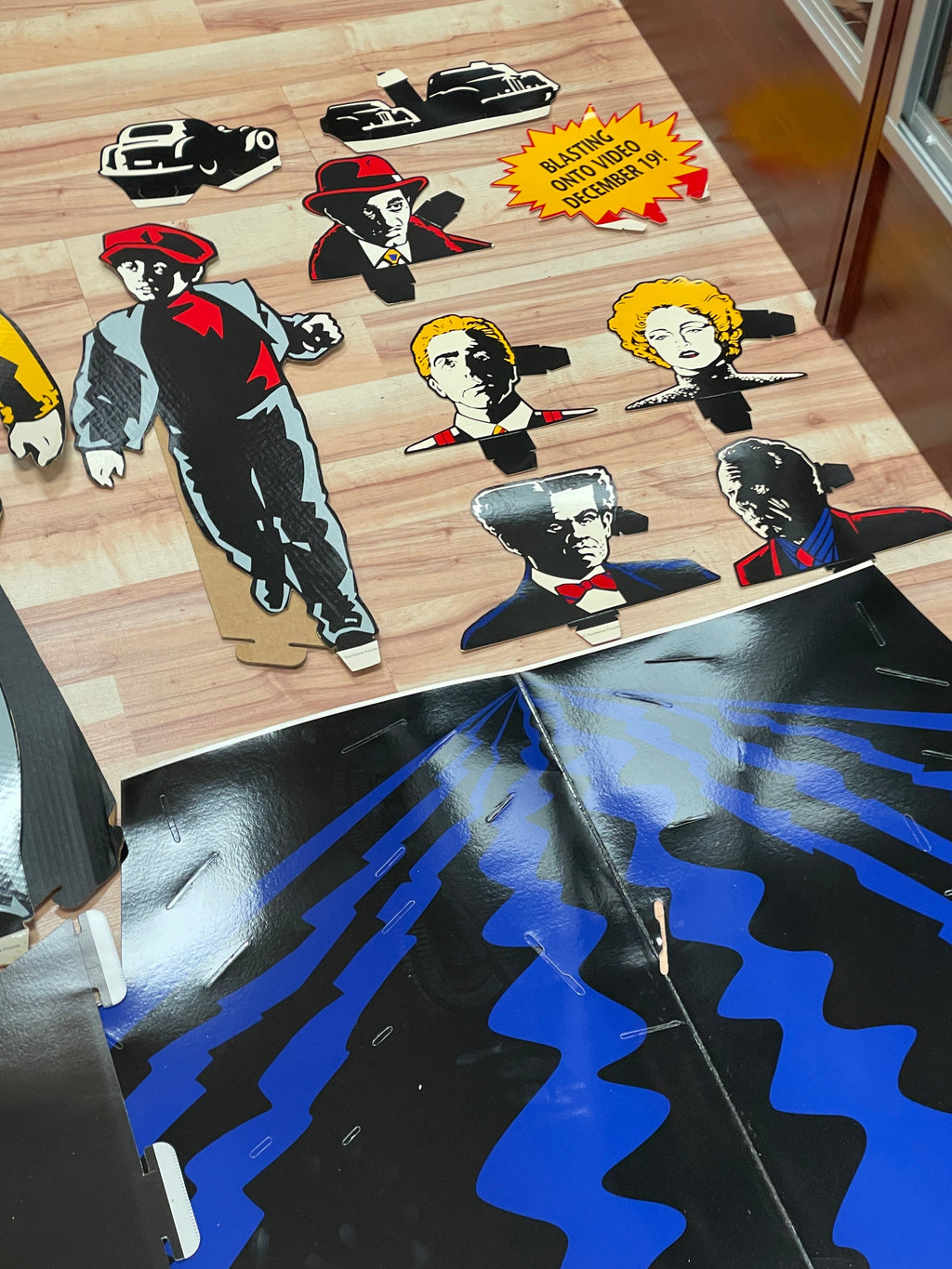 Dick Tracy VHS Movie Release Display (Vintage Disney, Dick Tracy) product image 6, provided for visual reference and product