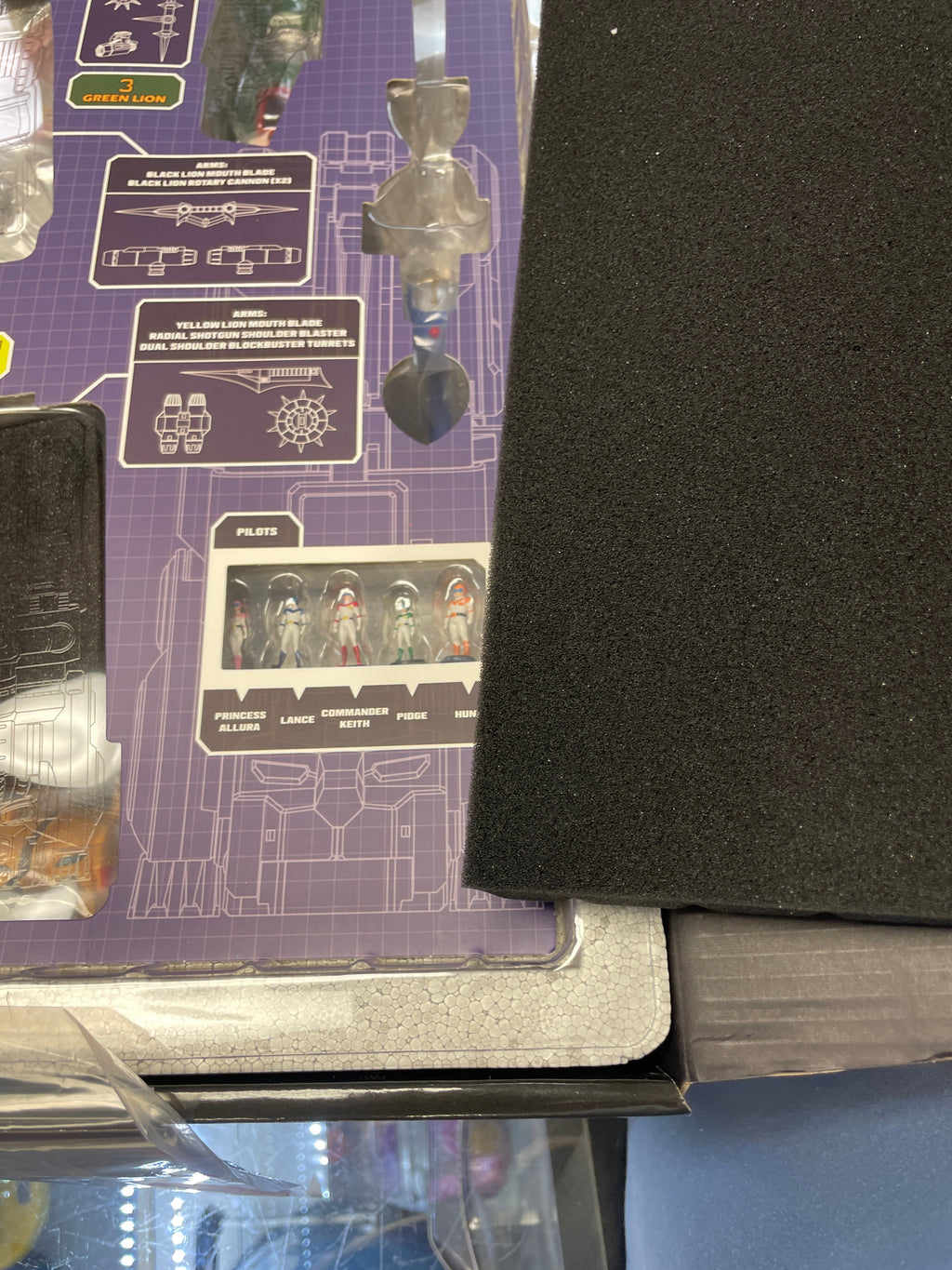 Carbotix Voltron SPRO-CA10401 (Voltron Defenders of the Universe, Blitzway) Open Box product image 9, provided for visual
