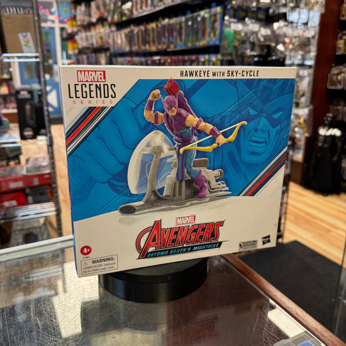 Hawkeye with Skycycle (Marvel Legends, Hasbro) *SEALED* product image 5, provided for visual reference and product detail