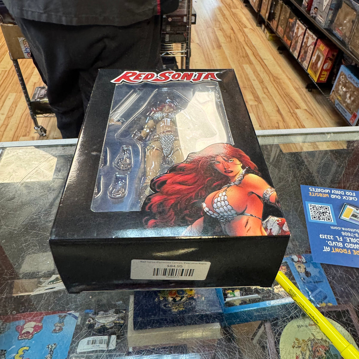 Red Sonja (Dynamite Comics, Executive Replica) *NEW* product image 5, provided for visual reference and product detail review