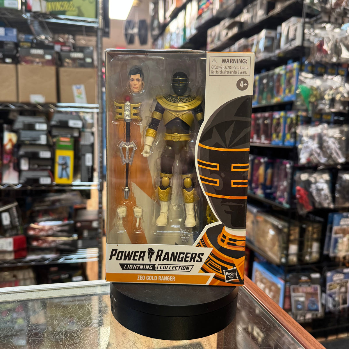 Zeo Gold Ranger (MMPR Power Ranger, Hasbro) **SEALED** product image 1, provided for visual reference and product detail