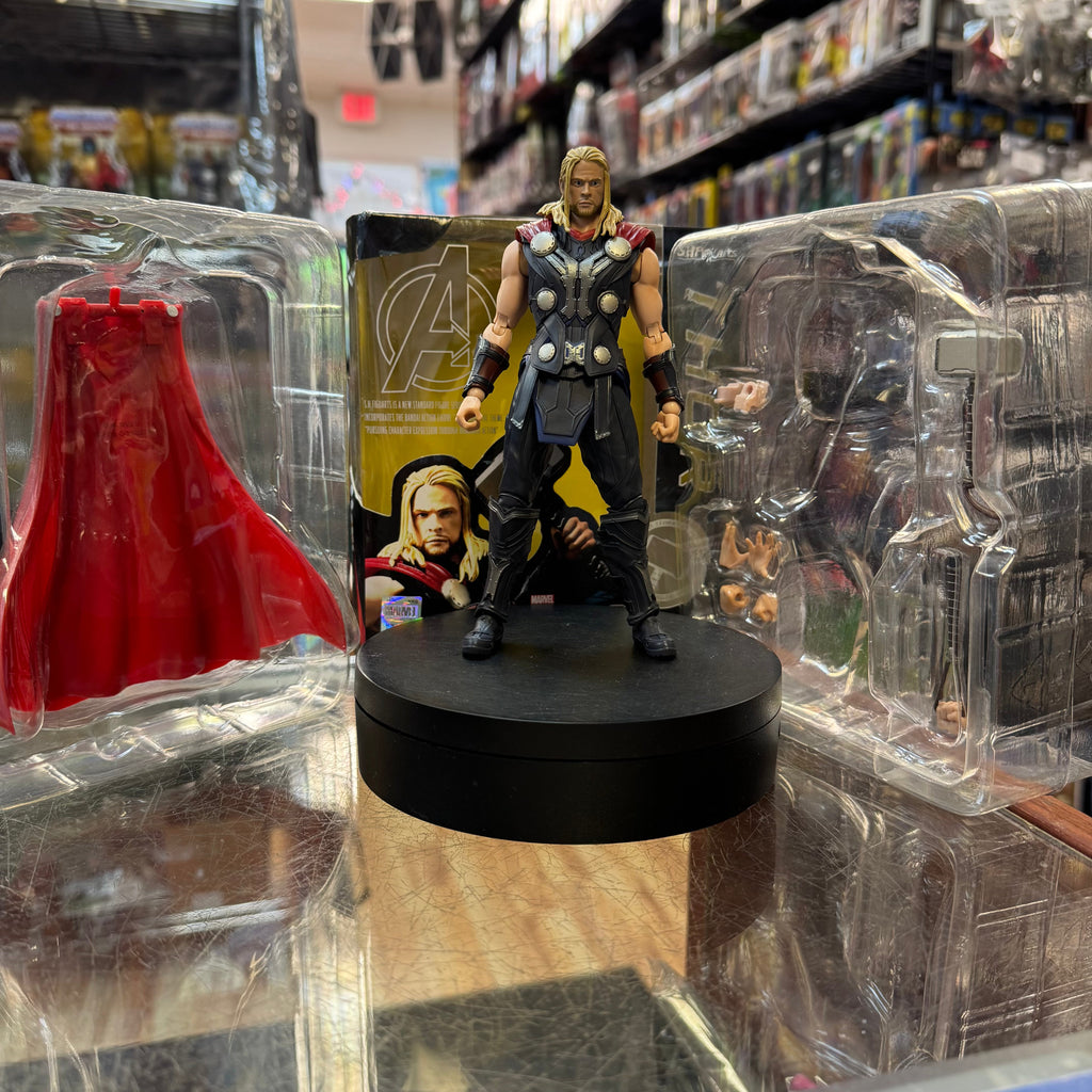 Thor Age of Ultron (Marvel, Bandai SH Figuarts) COMPLETE product image 1, provided for visual reference and product detail