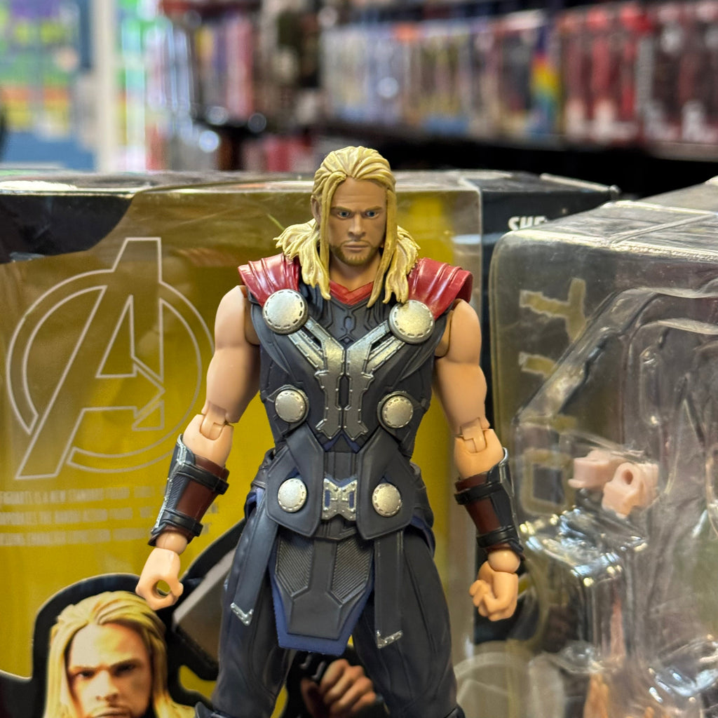 Thor Age of Ultron (Marvel, Bandai SH Figuarts) COMPLETE product image 2, provided for visual reference and product detail