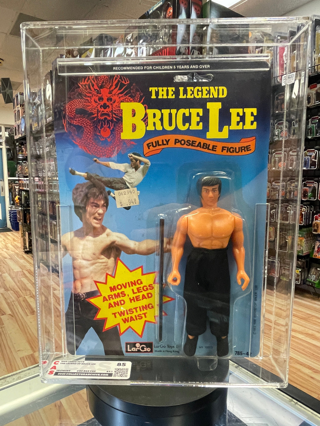Fully Posable Bruce Lee (Largo Toys, The Legend of Bruce Lee) CAS GRADE 85 product image 1, provided for visual reference