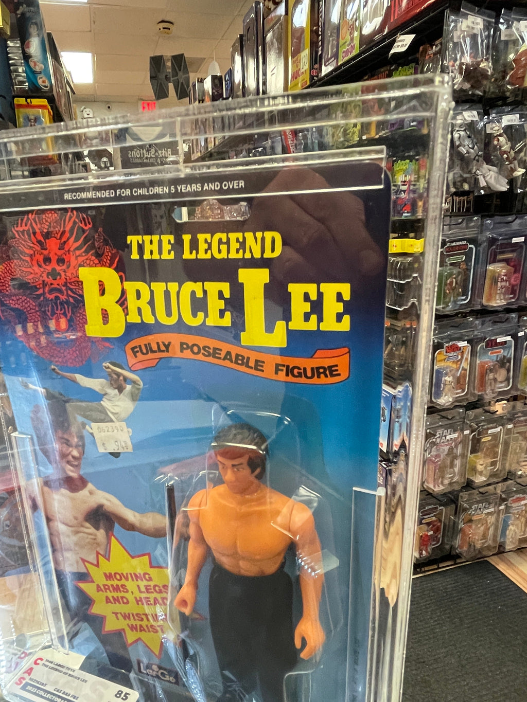 Fully Posable Bruce Lee (Largo Toys, The Legend of Bruce Lee) CAS GRADE 85 product image 2, provided for visual reference