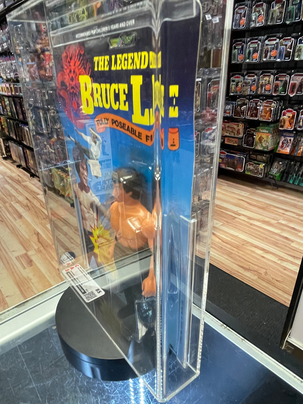 Fully Posable Bruce Lee (Largo Toys, The Legend of Bruce Lee) CAS GRADE 85 product image 11, provided for visual reference