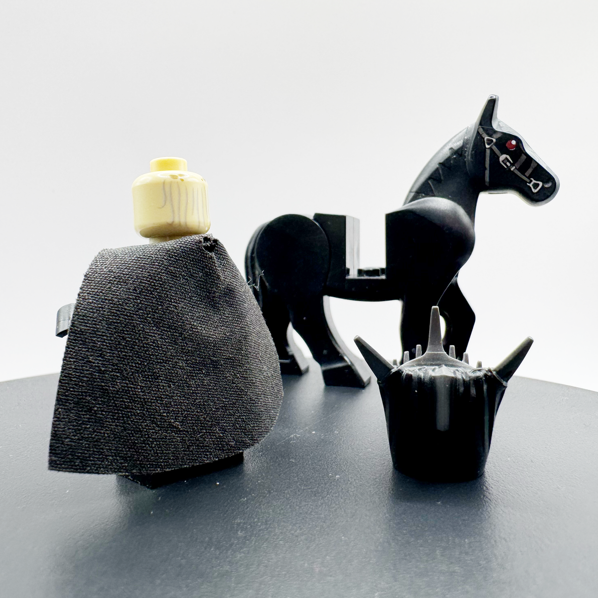 Mouth of Sauron w/ Horse (Battle at the Black Gate, Lord of the Rings) - lor064 product image 6, provided for visual