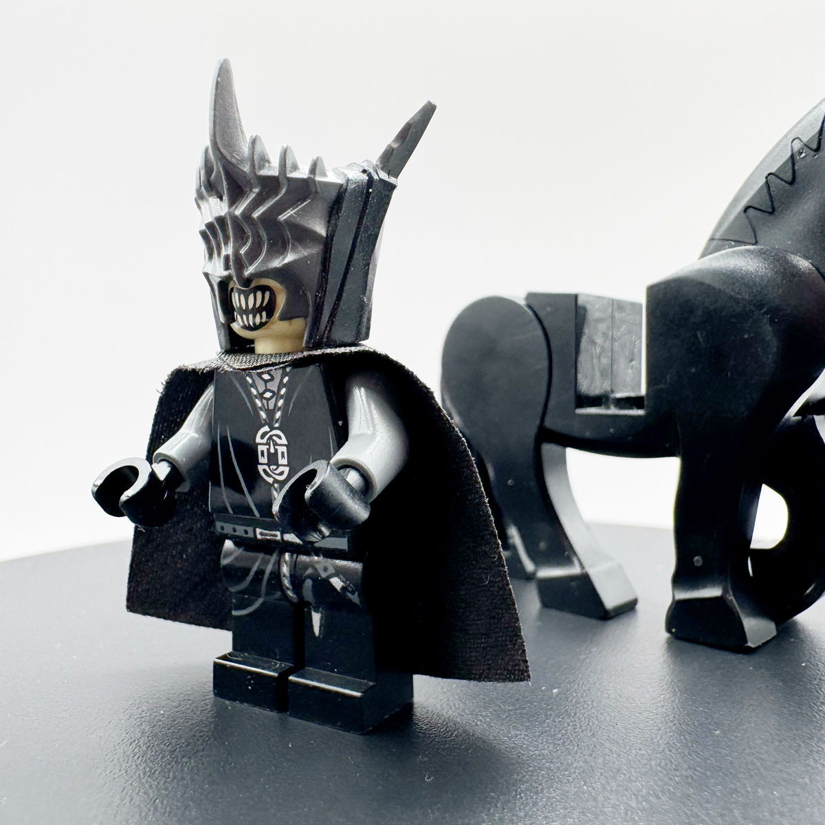 Mouth of Sauron w/ Horse (Battle at the Black Gate, Lord of the Rings) - lor064 product image 3, provided for visual