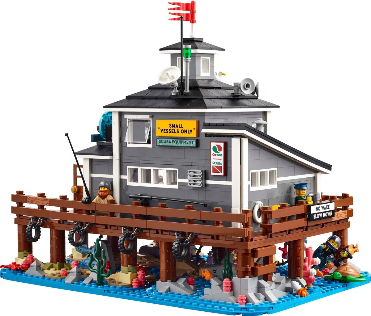 910040 Bricklink Harbormaster's Office product image 3, provided for visual reference and product detail review