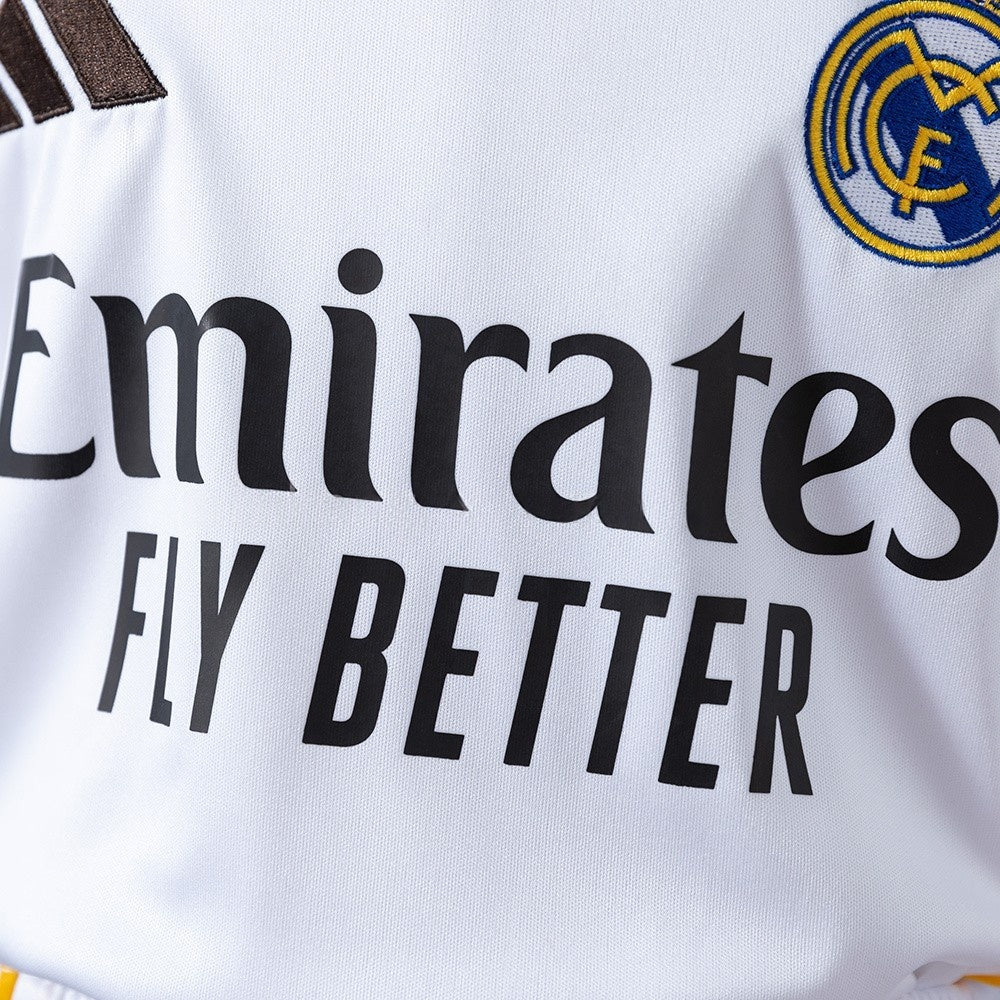 Kids Real Madrid Jersey 25/26 Home Football Kit product image 6