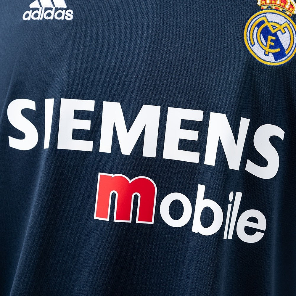 Real Madrid Jersey 2003-04 Away Retro Football Kit product image 5
