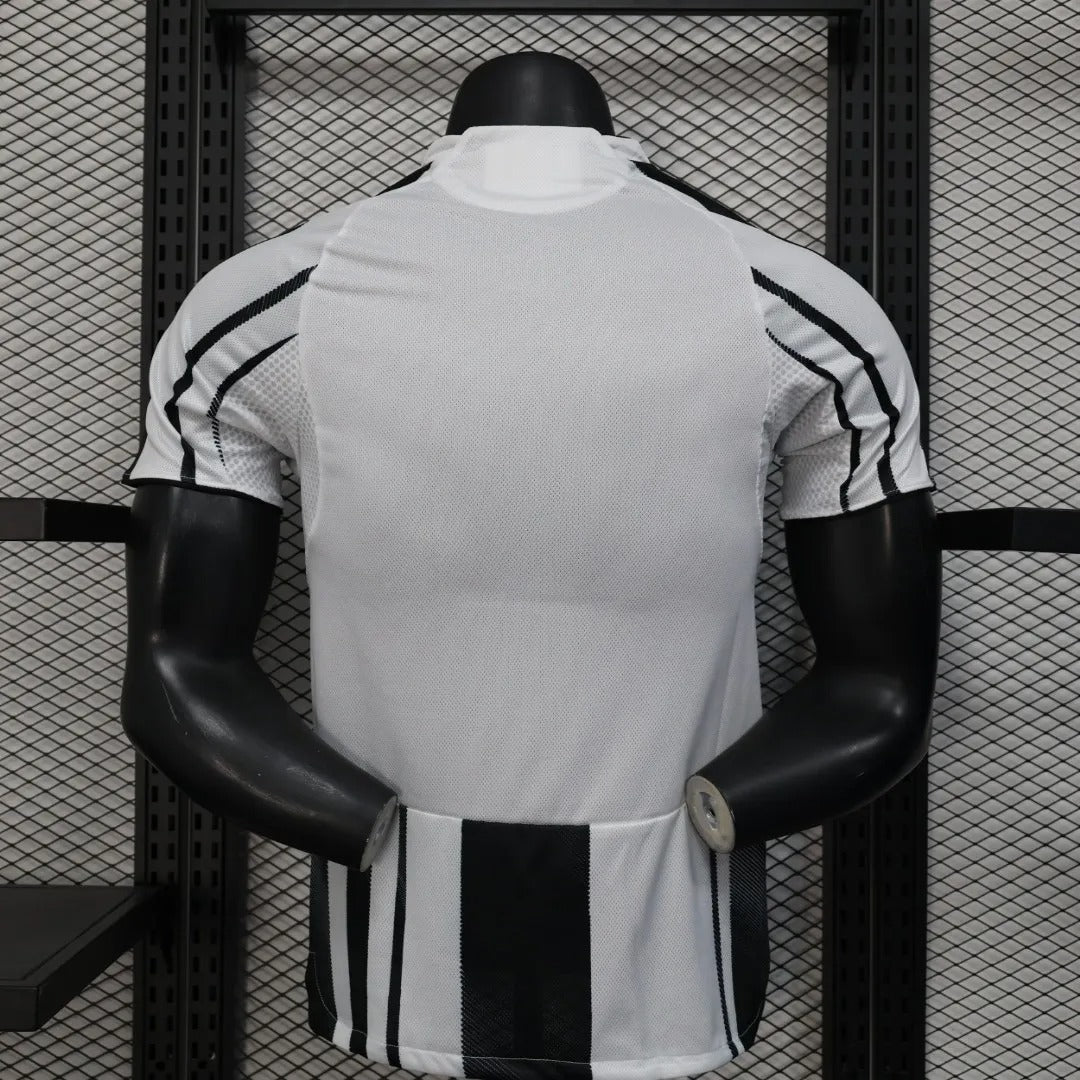 Player Version Juventus Home Jersey 25/26 Football Kit product image 9
