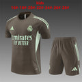 Kids Real Madrid Training Tracksuits 25/26 Football Kit product image 1