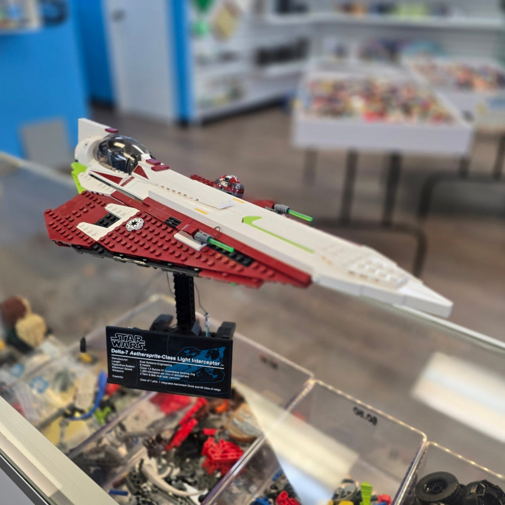 10215 Obi-Wan's Jedi Starfighter - UCS (Retired) (Previously Owned)