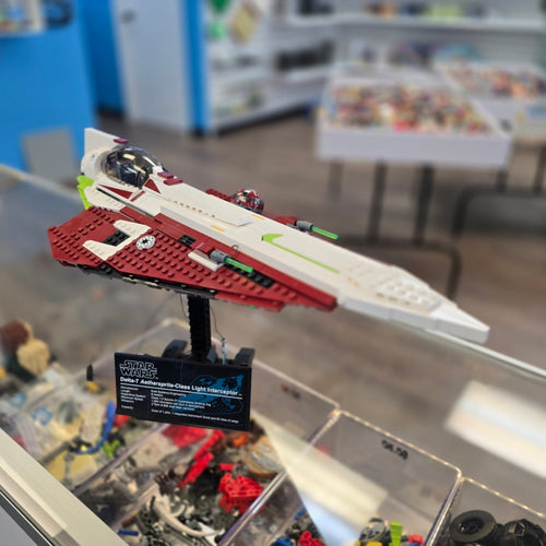 10215 Obi-Wan's Jedi Starfighter - UCS (Retired) (Previously Owned) product image 1, provided for visual reference and