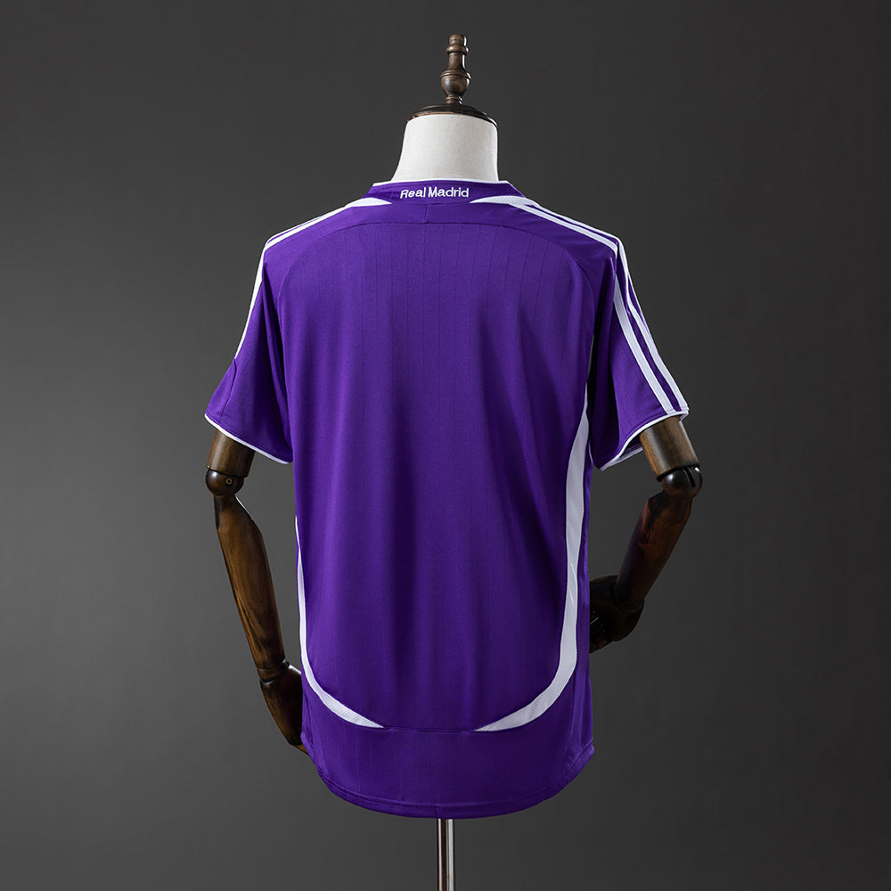 Real Madrid Jersey 2006-07 Third Retro Football Kit product image 2