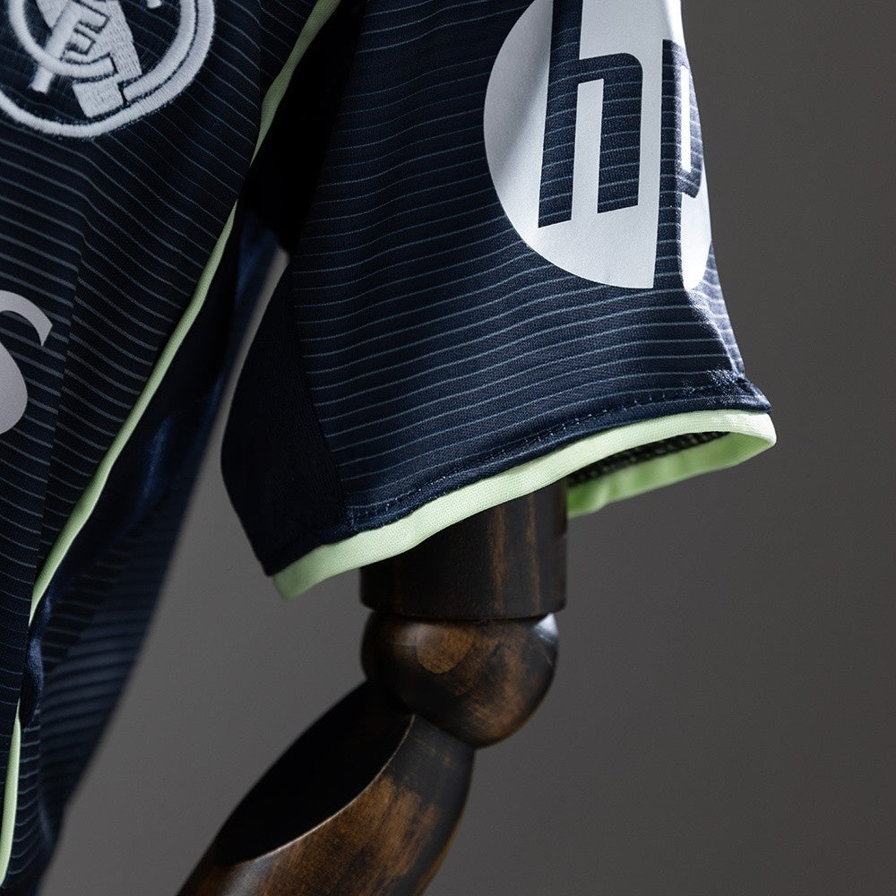 Kids Real Madrid Jersey 25/26 Away Football Kit product image 4