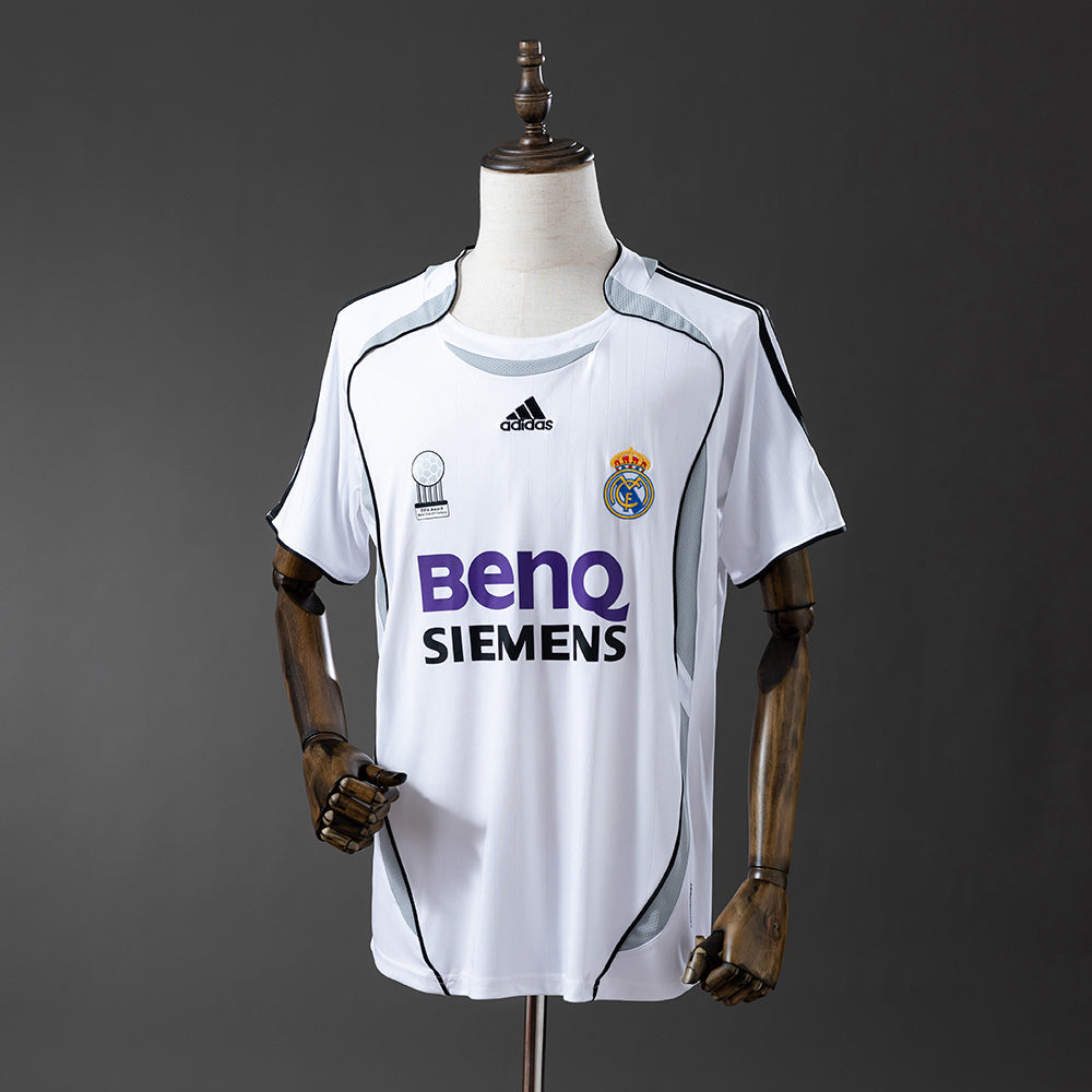 Real Madrid Jersey 2006-07 Home Retro Football Kit product image 1