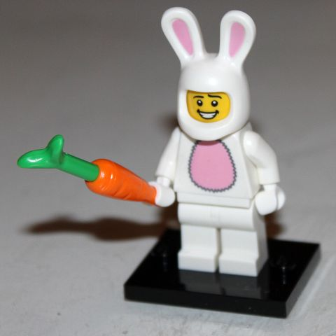 col07-3 Bunny Suit Guy, Series 7 product image 1, provided for visual reference and product detail review