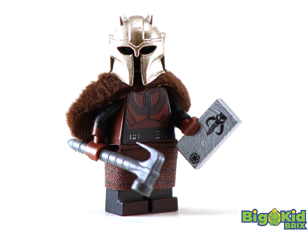 Big Kid Brix Mandalorian Armorer product image 1, provided for visual reference and product detail review