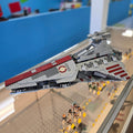 8039 Star Wars Venator-Class Republic Attack Cruiser (Retired) (Previously Owned) product image 1, provided for visual