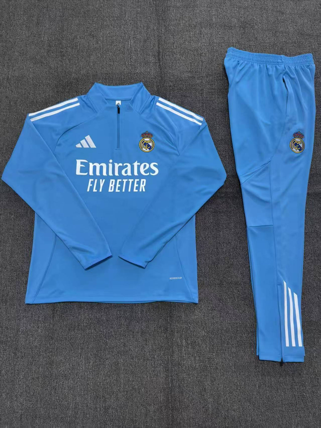 Kids Real Madrid Training Tracksuits 25/26 Football Kit product image 2
