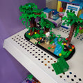 40530 Jane Goodall Tribute (Retired) (Previously Owned) product image 1, provided for visual reference and product detail