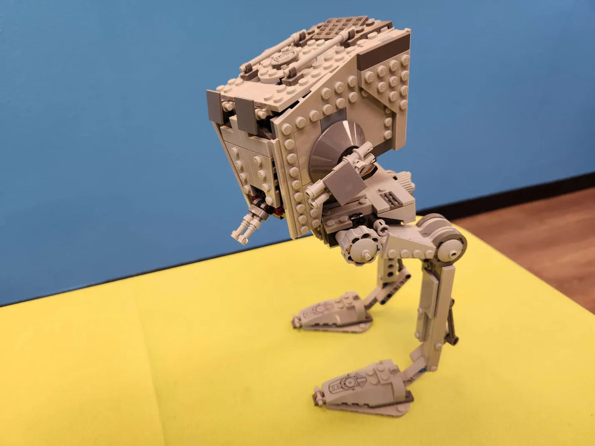 75153 AT-ST Walker (Retired) (Previously Owned) product image 1, provided for visual reference and product detail review