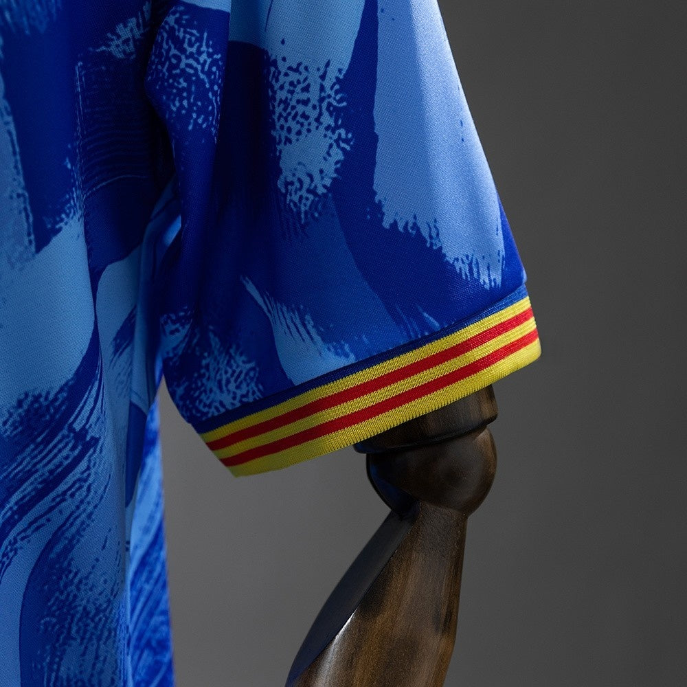 Valencia Jersey 1990-91 Away Retro Football Kit product image 3