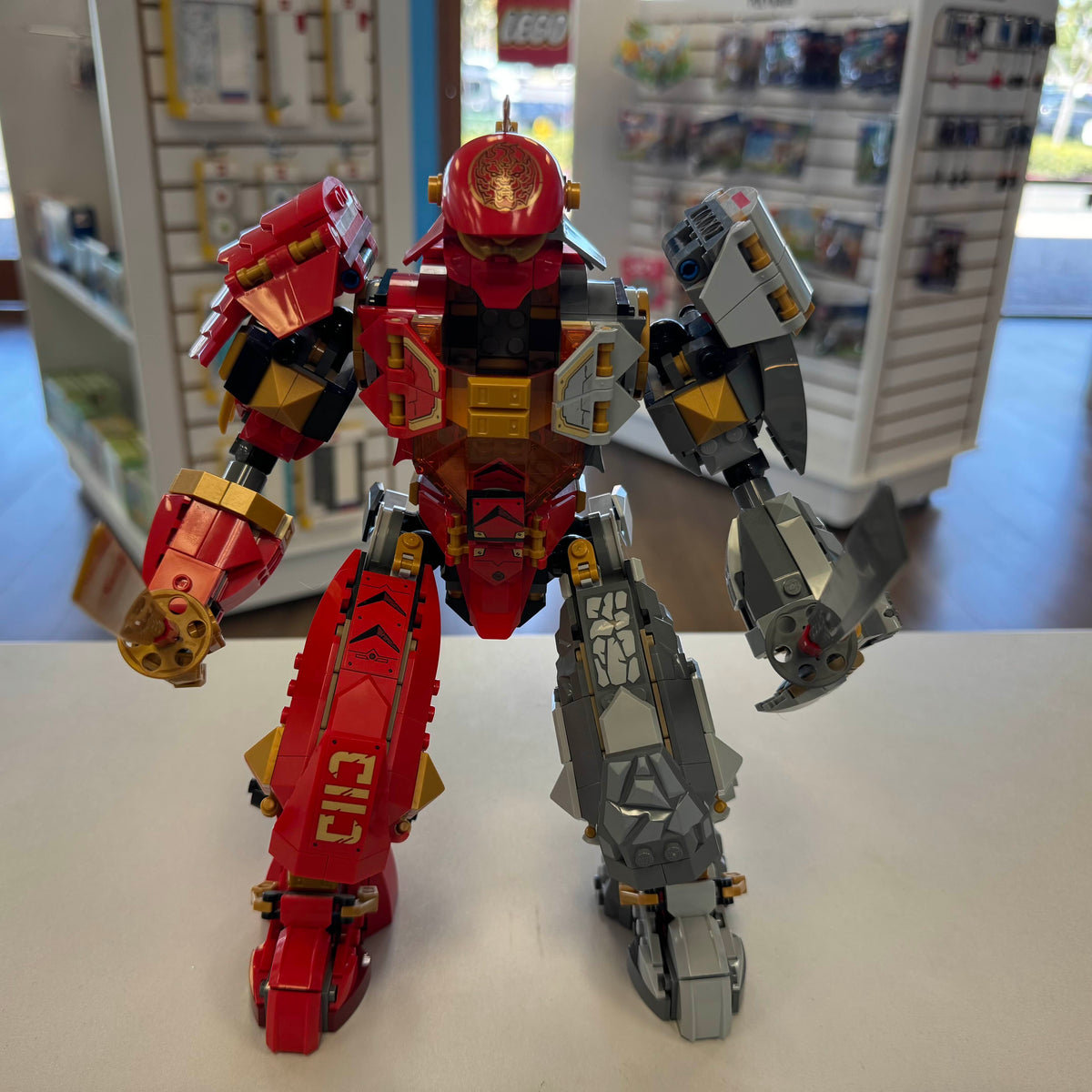 71720 Fire Stone Mech (Retired) (Previously Owned) product image 1, provided for visual reference and product detail review