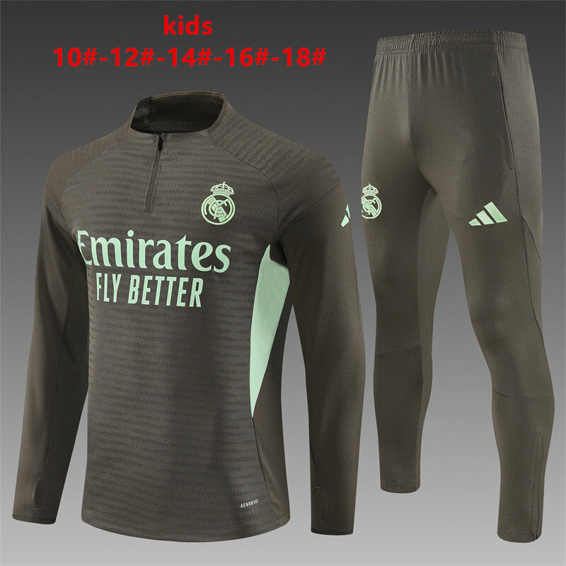 Kids Real Madrid Training Tracksuits 25/26 Football Kit product image 1