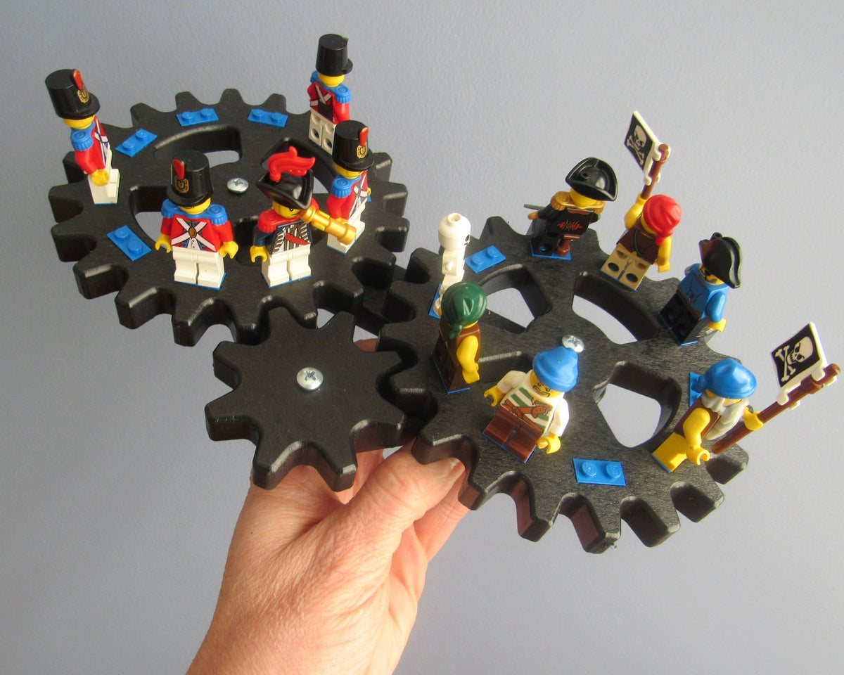 Gears Minifigure Display product image 1, provided for visual reference and product detail review