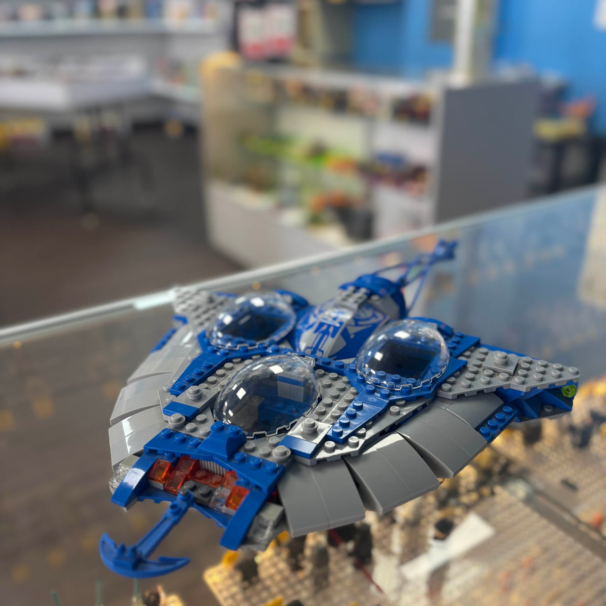 9499 Gungan Sub (Retired) (Previously Owned) product image 1, provided for visual reference and product detail review