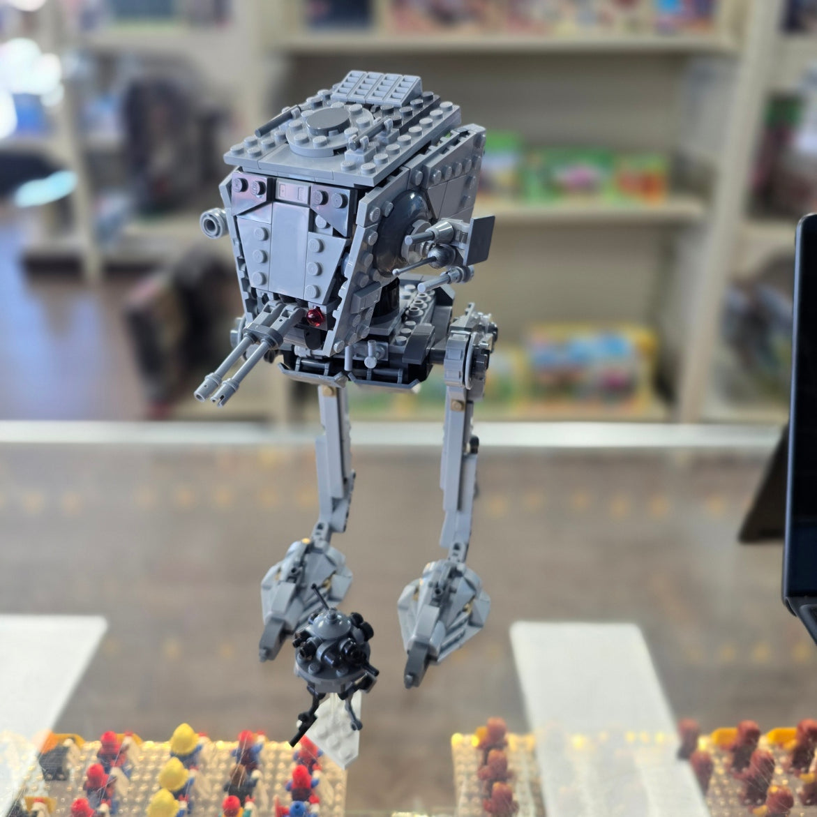 75322 Hoth AT-ST (Previously Owned) product image 1, provided for visual reference and product detail review