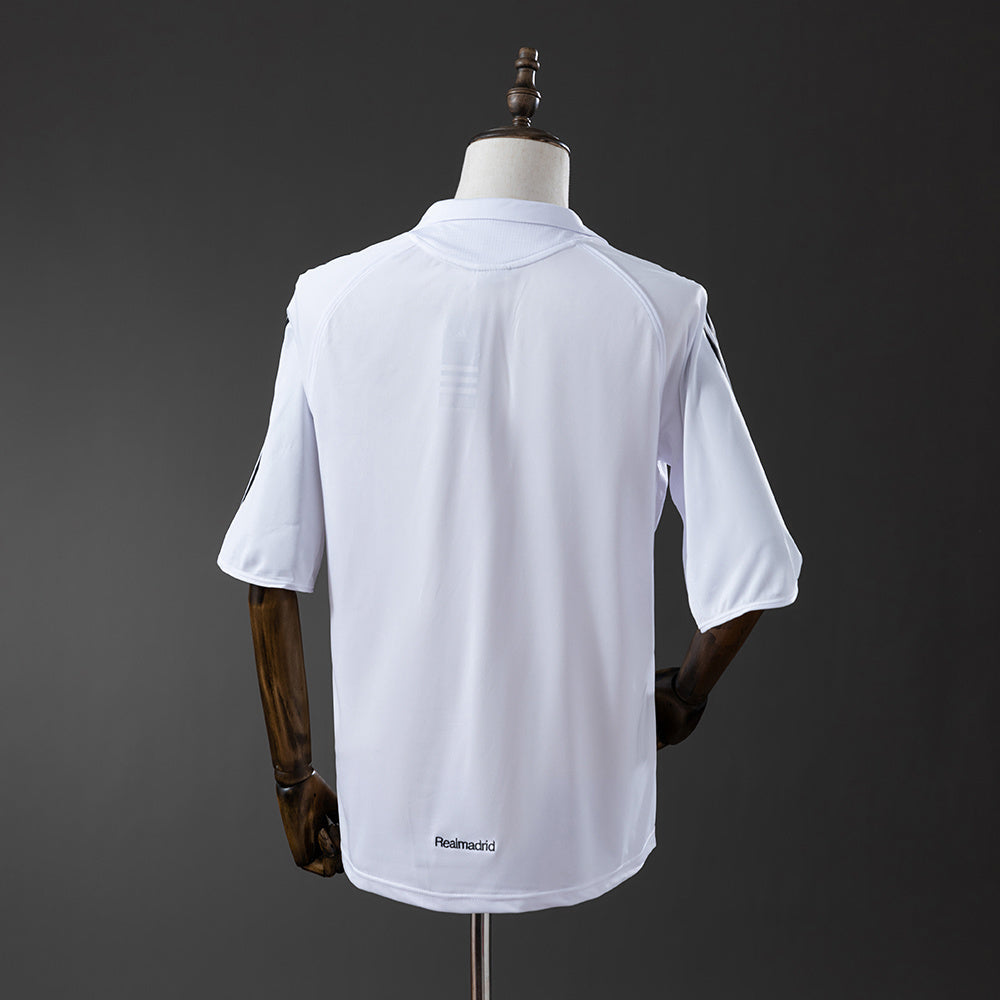 Real Madrid Jersey 2005/06 Home Retro Football Kit product image 2