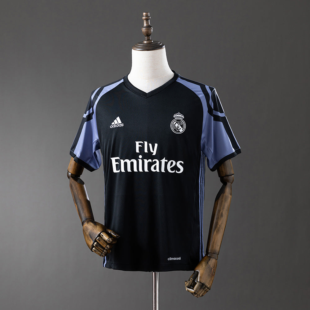 Real Madrid Jersey 2016/17 Third Retro Football Kit product image 1