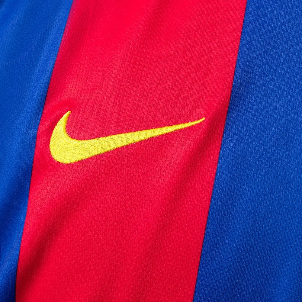 Barcelona Jersey 2004/05 Home Retro Football Kit product image 4