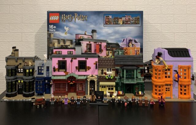 75978 Diagon Alley (Previously Owned) product image 1, provided for visual reference and product detail review