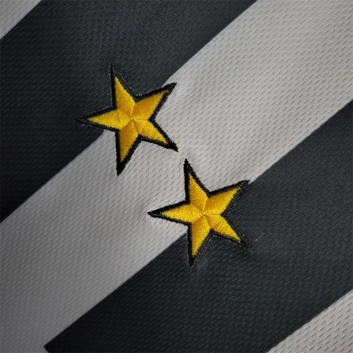 Juventus Jersey Home kit 95-97 Retro product image 4