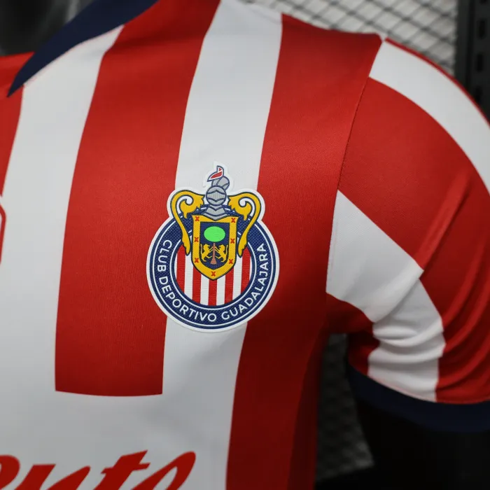 Player Chivas Home Kit 24/25 Football Jersey product image 3