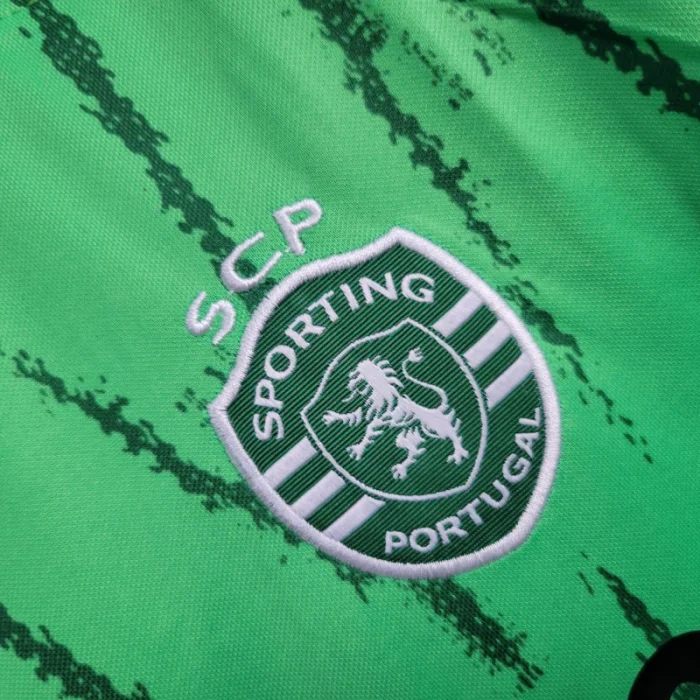 Kids Sporting CP Third Jersey 24/25 Football Kit product image 3
