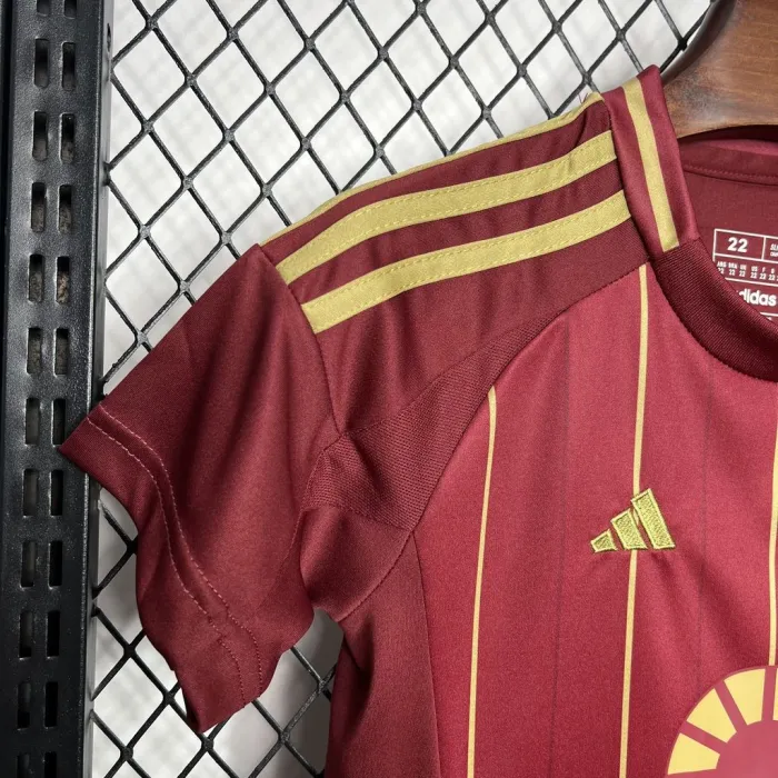Kids AS Roma Home Jersey 24/25 Football Kit product image 2